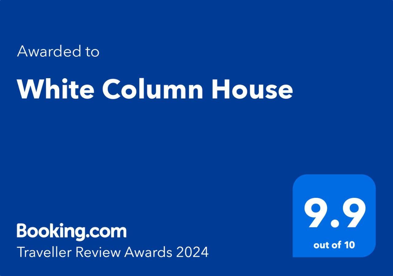 Diosd White Column House 아파트 외부 사진